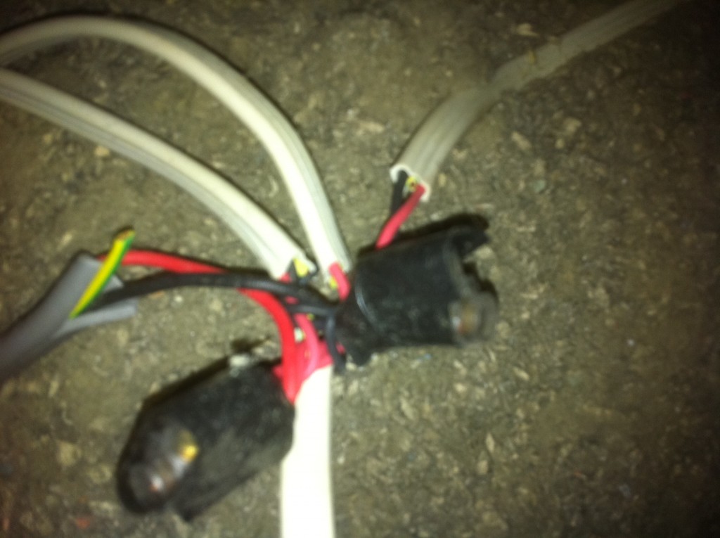 unsafe electrical joint in roof